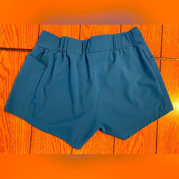 Oiselle women’s running shorts, teal color, size 2, unlined, elastic waistband - Picture 2 of 4